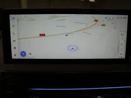 Photo 15 Toyota Prius Hybride Rechargeable 223ch Design PHE