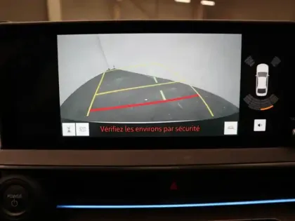 Photo 16 Toyota Prius Hybride Rechargeable 223ch Design PHE