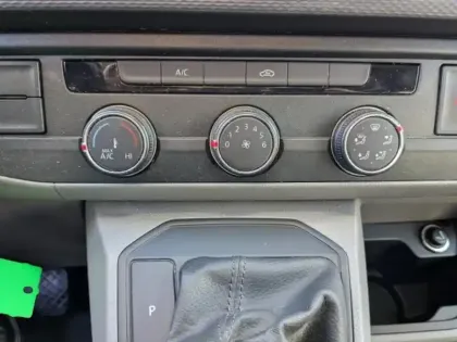 Photo 21 Volkswagen Transporter  Fg 2.8T L1H1 2.0 TDI 150ch Business DSG7