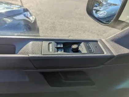 Photo 15 Volkswagen Transporter  Fg 2.8T L1H1 2.0 TDI 150ch Business DSG7