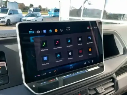 Photo 14 Volkswagen Crafter  Fg 30 L3H3 2.0 TDI 140ch Business Traction