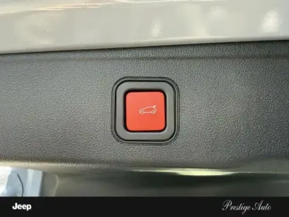 Photo 27 Jeep Avenger  1.2 Turbo T3 110ch MHEV Summit BVR6 eHybrid