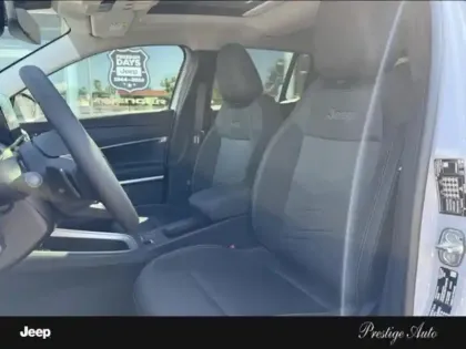 Photo 22 Jeep Avenger  1.2 Turbo T3 110ch MHEV Summit BVR6 eHybrid