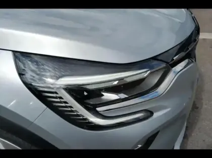 Photo 14 Renault Captur  1.6 E-Tech hybride 145ch Techno