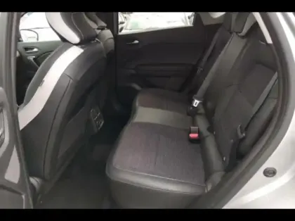 Photo 10 Renault Captur  1.6 E-Tech hybride 145ch Techno