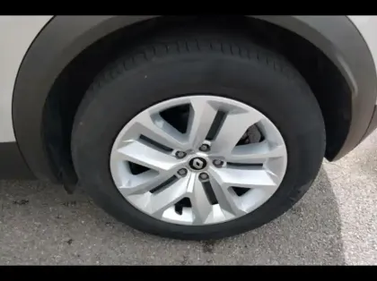 Photo 12 Renault Captur  1.6 E-Tech hybride 145ch Techno