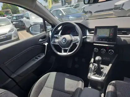 Photo 31 Renault Captur  TCe 90