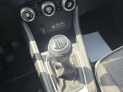 Photo 35 Renault Captur  TCe 90