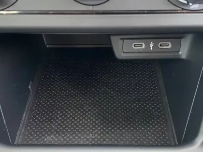 Photo 58 Volkswagen Polo  1.0 TSI 95 S&S DSG7