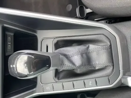 Photo 59 Volkswagen Polo  1.0 TSI 95 S&S DSG7