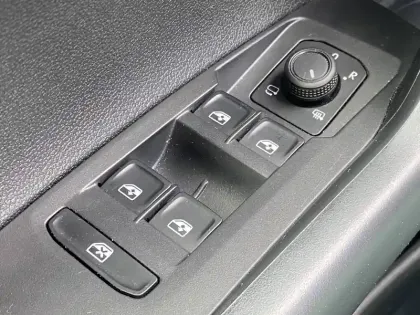 Photo 65 Volkswagen Polo  1.0 TSI 95 S&S DSG7