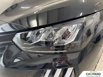 Photo 67 Peugeot 208  Hybrid 100 e-DCS6