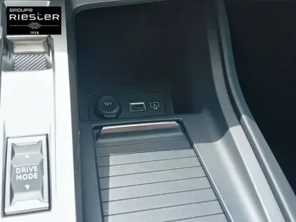 Photo 57 Peugeot 308  Electrique 54 kWh 156ch