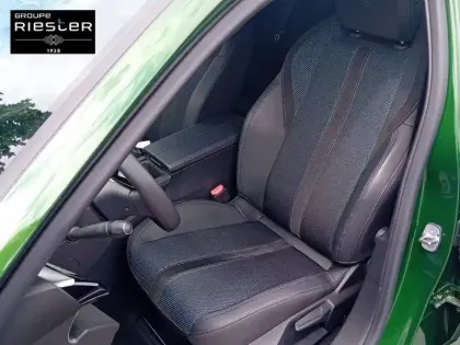 Photo 30 Peugeot 308  Electrique 54 kWh 156ch