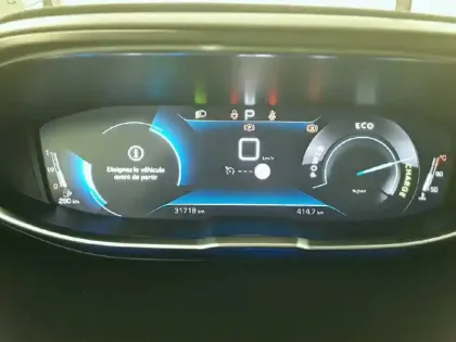 Photo 9 Peugeot 5008  Hybrid 136 e-DCS6