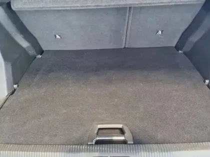 Photo 29 Peugeot 2008  BlueHDi 130 S&S EAT8