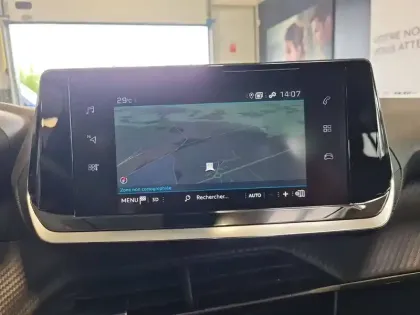 Photo 44 Peugeot 2008  BlueHDi 130 S&S EAT8