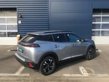 Photo 120 Peugeot 2008  BlueHDi 130 S&S EAT8