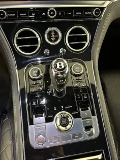 Photo 15 Bentley Continental  GT W12 6.0 635 ch BVA