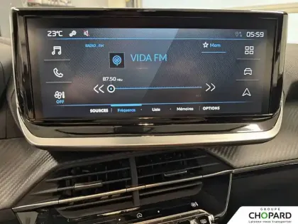 Photo 39 Peugeot 2008  100 S&S BVM6