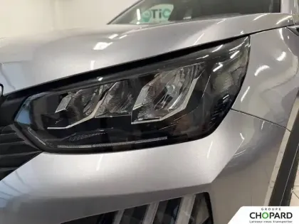 Photo 46 Peugeot 2008  100 S&S BVM6