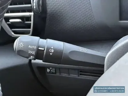 Photo 24 Citroën C4  Hybride 136 e-DCS6