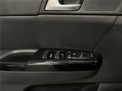 Photo 31 Kia Sportage Gén. IV Ph2 Design 5