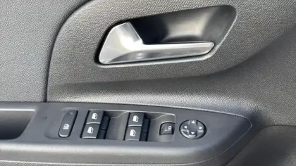 Photo 16 Opel Corsa  Electrique 136 ch & Batterie 50 kw/h Elegance