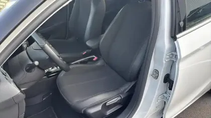 Photo 8 Opel Corsa  Electrique 136 ch & Batterie 50 kw/h Elegance