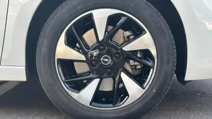 Photo 13 Opel Corsa  Electrique 136 ch & Batterie 50 kw/h Elegance