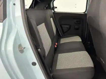 Photo 14 Renault Twingo  III Achat Intégral - 21