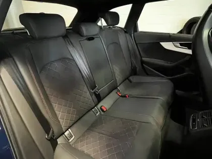 Photo 28 Audi A4  Avant 35 TFSI 150 S tronic 7