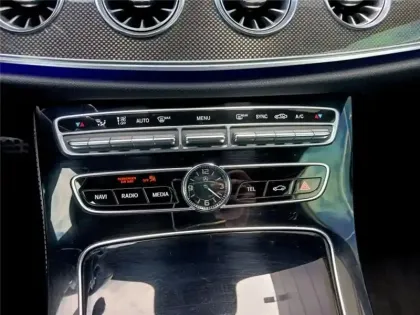 Photo 22 Mercedes Classe E 220 D 9G-TRONIC