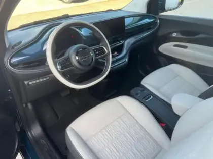 Photo 8 Fiat 500  e 118ch La Prima MY25