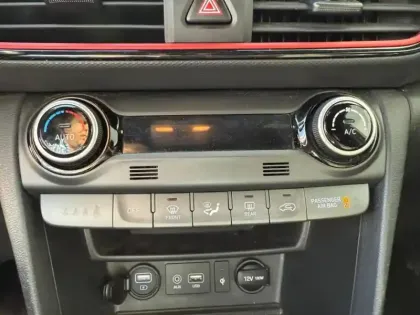 Photo 14 Hyundai Kona  1.0 T-GDi 120ch FAP Executive