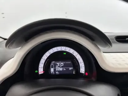 Photo 16 Renault Twingo  III Achat Intégral - 21