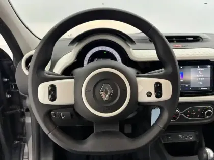 Photo 14 Renault Twingo  III Achat Intégral - 21