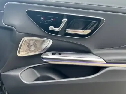 Photo 16 Mercedes CLE  Cabriolet 200 9G-Tronic