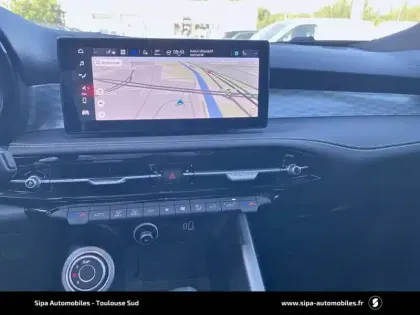 Photo 16 Alfa Romeo Tonale  1.3 Hybride Rechargeable PHEV 280ch AT6 e-Q4