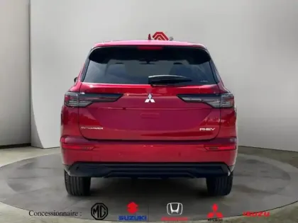Photo 3 Mitsubishi Outlander  2.4 PHEV 306ch Invite + 4WD