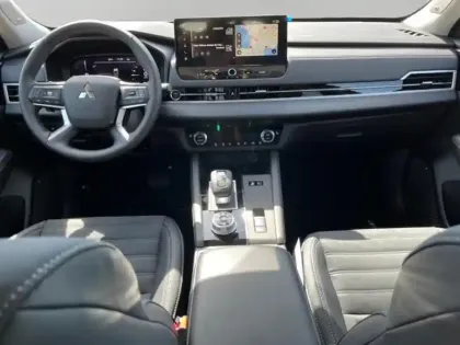 Photo 9 Mitsubishi Outlander  2.4 PHEV 306ch Invite + 4WD