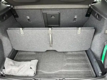 Photo 13 Volvo Xc40  B3 163ch Lounge Edition DCT 7