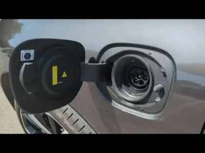 Photo 8 Volvo Xc60  T6 AWD 253 + 145ch Plus Style Dark Geartronic