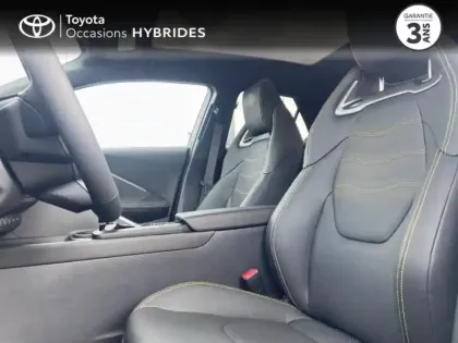 Photo 8 Toyota C-HR  2.0 Hybride Rechargeable 225ch Collection Premiere MY25