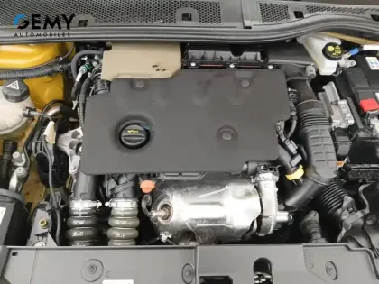 Photo 11 Peugeot 208  BlueHDi 100 S&S BVM6