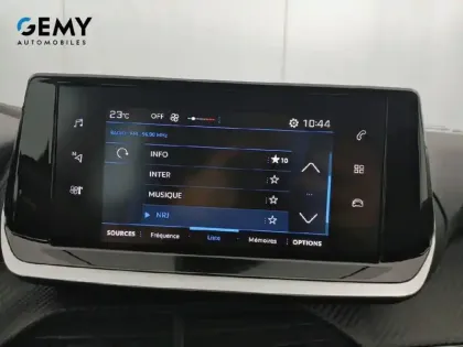 Photo 12 Peugeot 208  BlueHDi 100 S&S BVM6