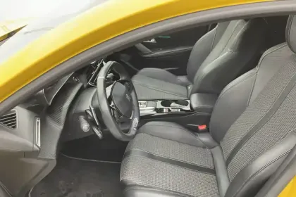 Photo 12 Peugeot 208  PureTech 100 S&S EAT8