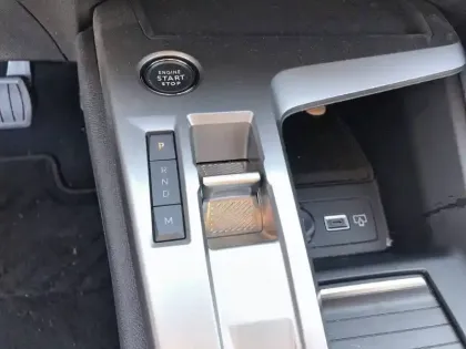 Photo 33 Peugeot 308  BlueHDi 130ch S&S EAT8