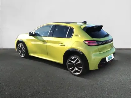 Photo 26 Peugeot 208  Hybrid 136 e-DCS6