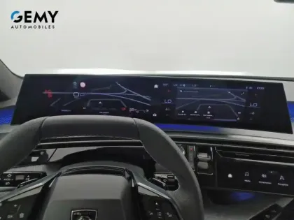 Photo 16 Peugeot 5008  Hybrid 145 e-DCS6